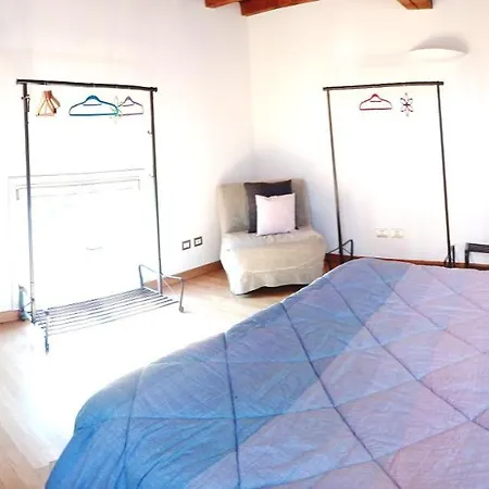 Apartment La Casa Di